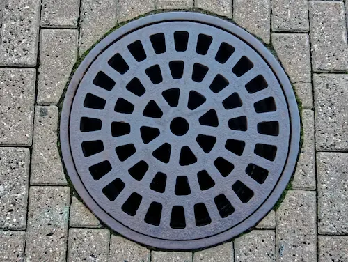 Kanalreinigung mit Hochdruckspülung von Kanaljet